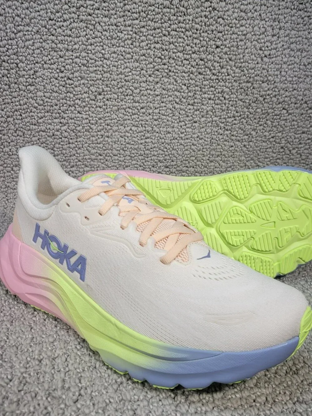 Hoka One One Arahi 8 Women's Size 7.5B alabaster / tangerine glow 1168691 ARTN